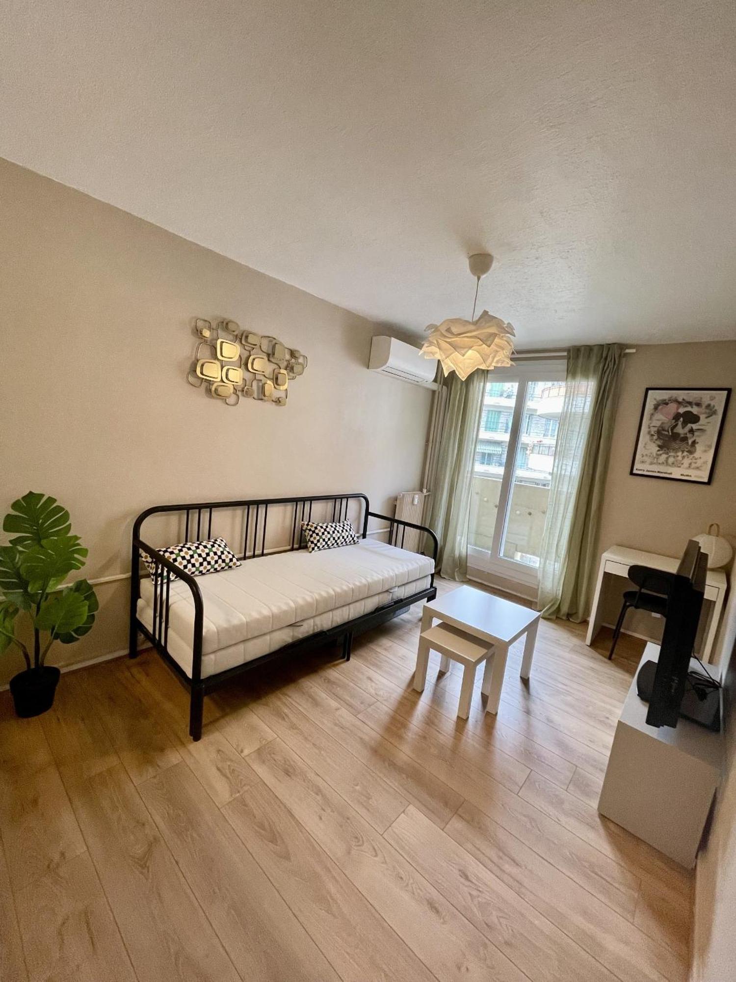 Apartment Joli Nicois Proche *