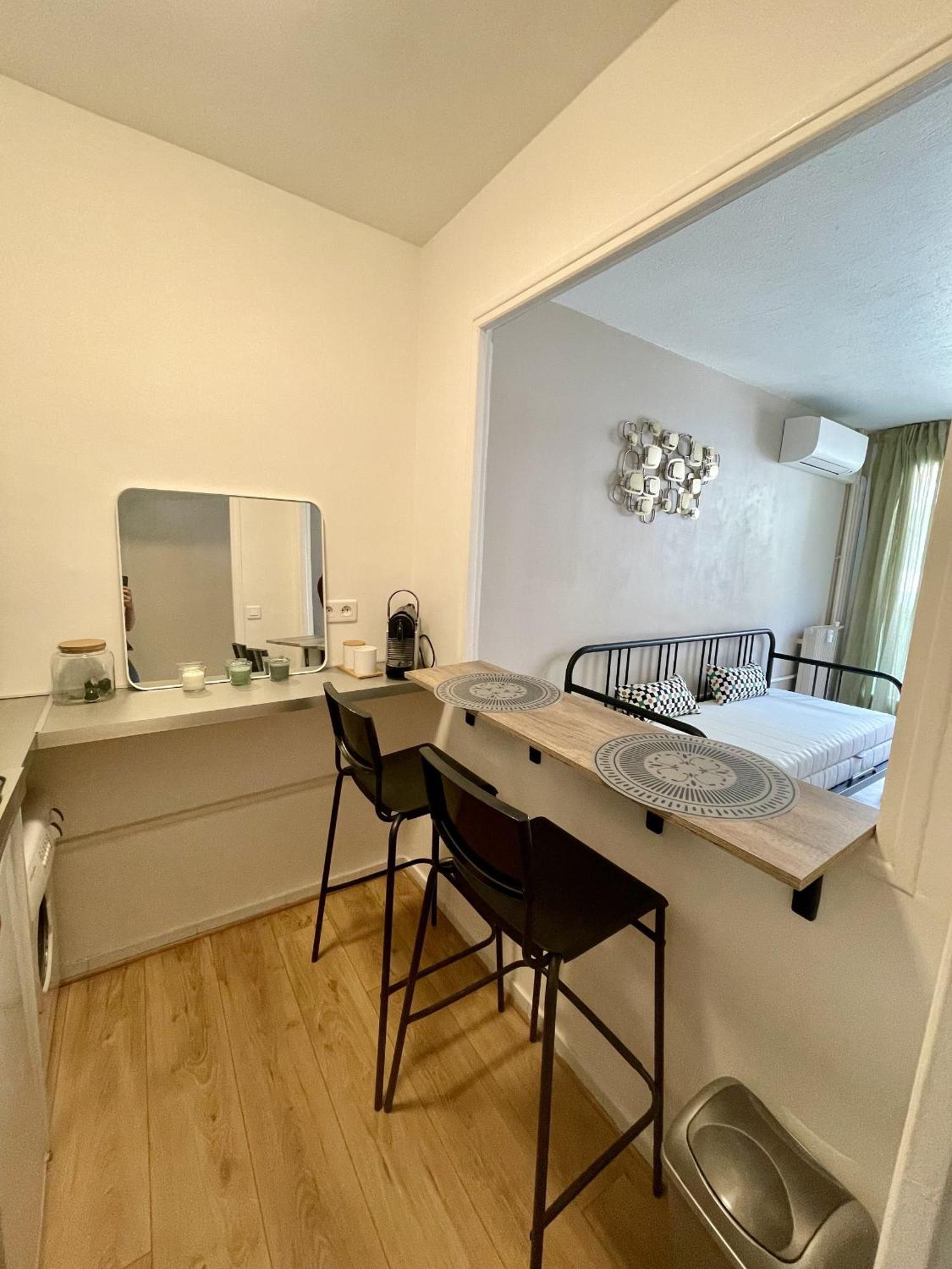 Apartment Joli Nicois Proche Nizza
